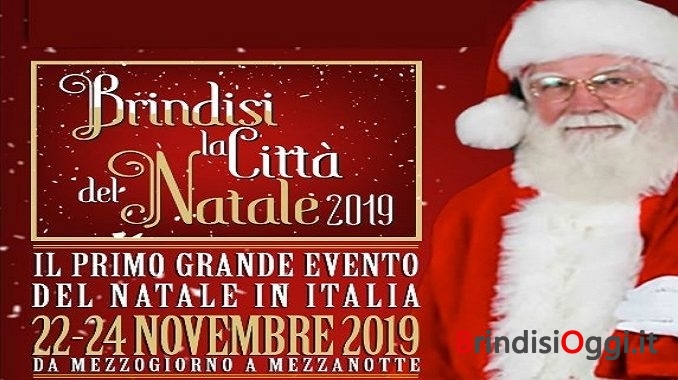 Citta Di Babbo Natale In Italia.Mercatini Di Natale E Babbo Natale Che Arriva Dal Mare Tre Giorni A Novembre Per Dare Il Via Alla Feste Brindisi Oggi News Brindisi Notizie Brindisi E Provincia