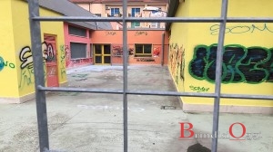 Atti vandalici montessori brindisi