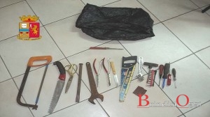 attrezzi polizia ostuni denuncia 2