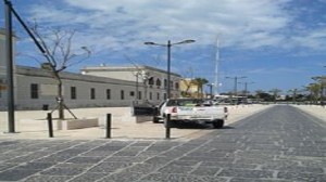 nuovi paletti viale regina margherita brindisi