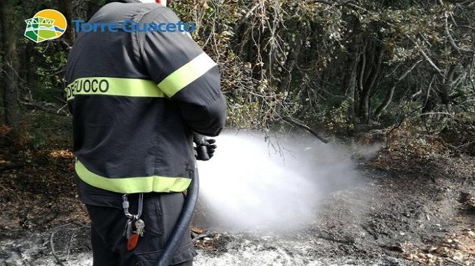 incendio torre guaceto ottobre 1