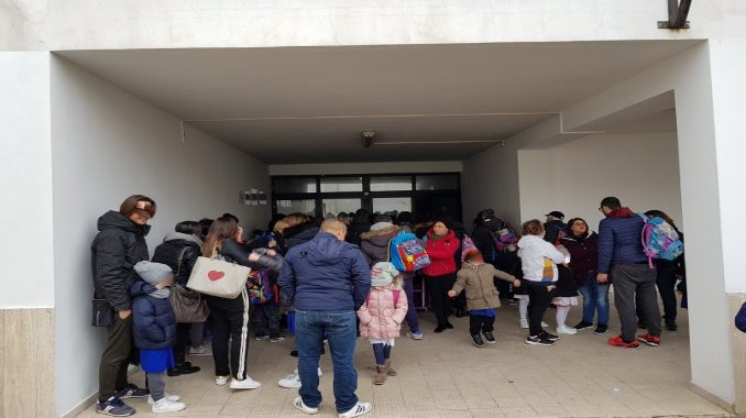 scuola elem Bozzano ingresso