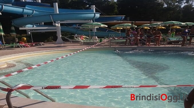 piscina parco acquatico