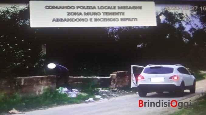 foto muro abbandono